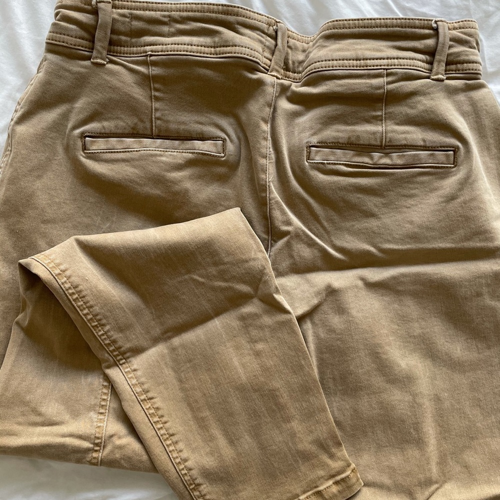 Gap high rise khakis